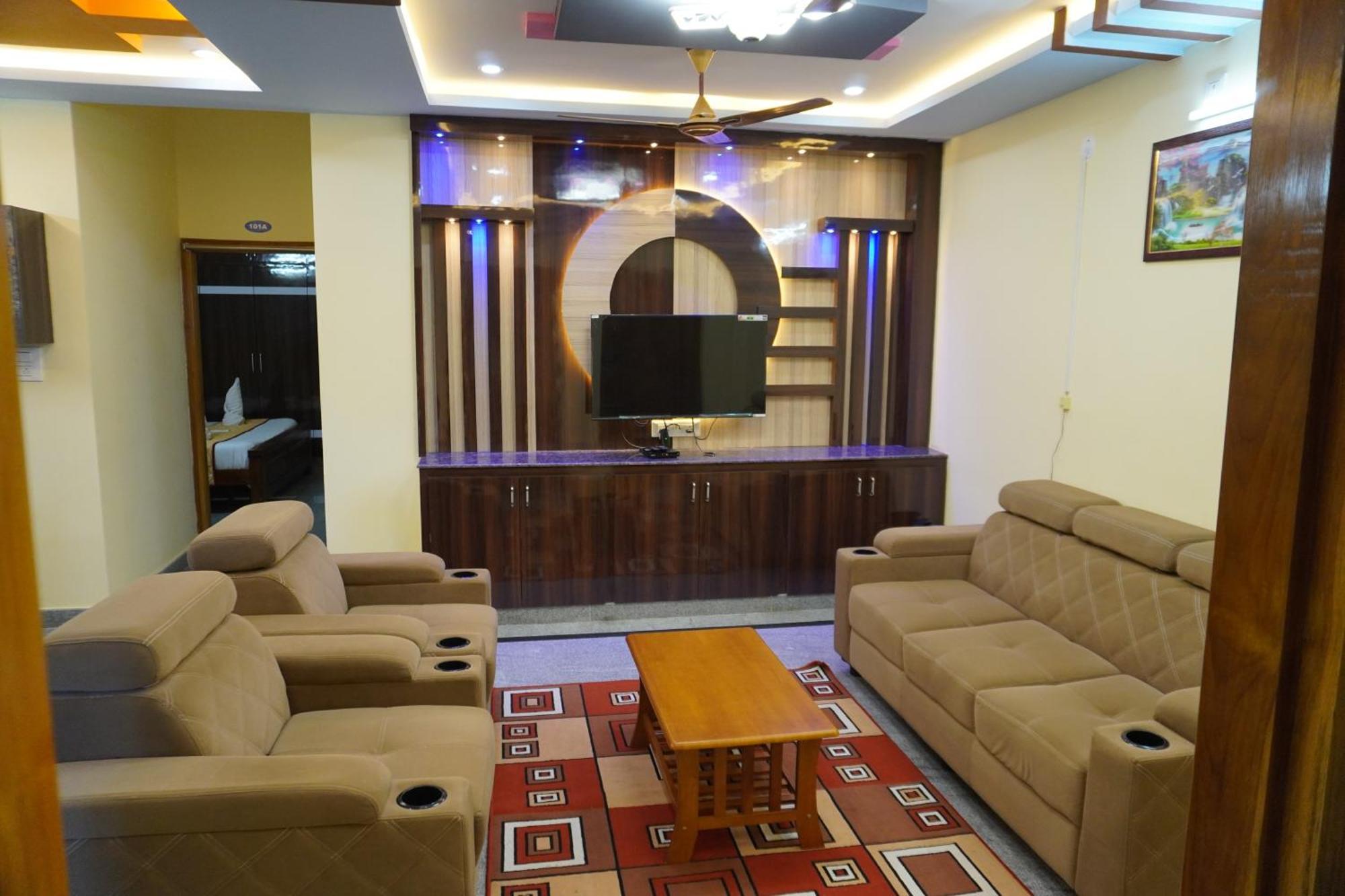Tirumala Premium Home Stay Tirupati Luaran gambar