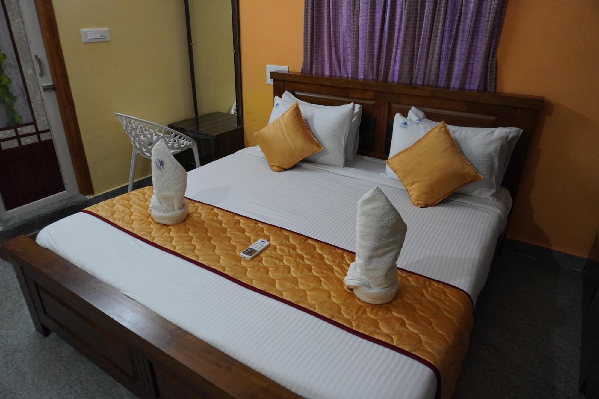 Tirumala Premium Home Stay Tirupati Luaran gambar